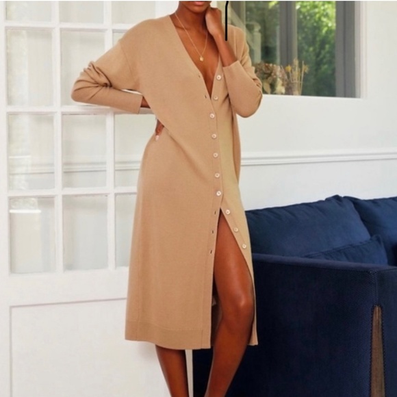 Aritzia Wilfred Utopia Sweater Dress - Picture 2 of 5